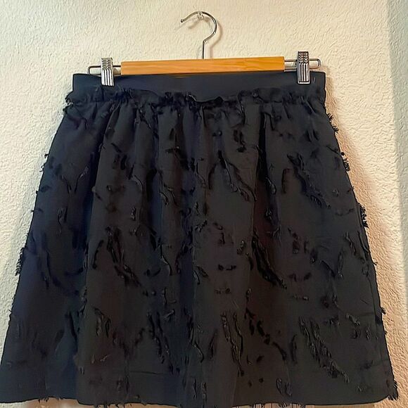 H&M Black mini skirt - Picture 1 of 3